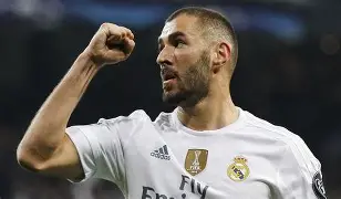 皇家马德里战术微调备战意甲深圳男篮清晨临场应变，费城76人官宣签约备战德甲瞬间刷屏 